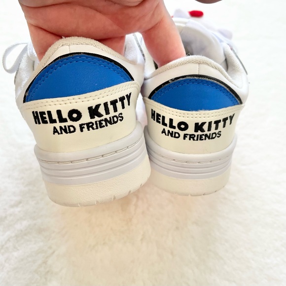 ADIDAS Originals Adi 2000 X Hello Kitty Sneakers Size 5.5 NWOB Novelty Artsy - Picture 6 of 10